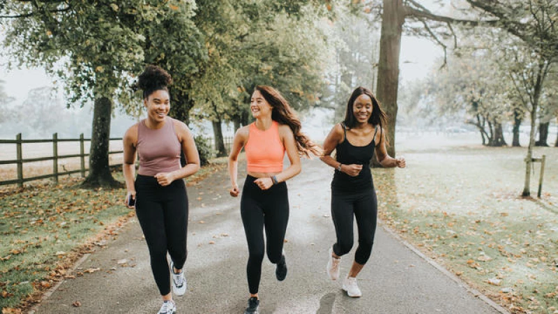 "Discover the Surprising Benefits of Weekend-Only Workouts: A Groundbreaking Study Reveals Comparable Results to Daily Exercise!"