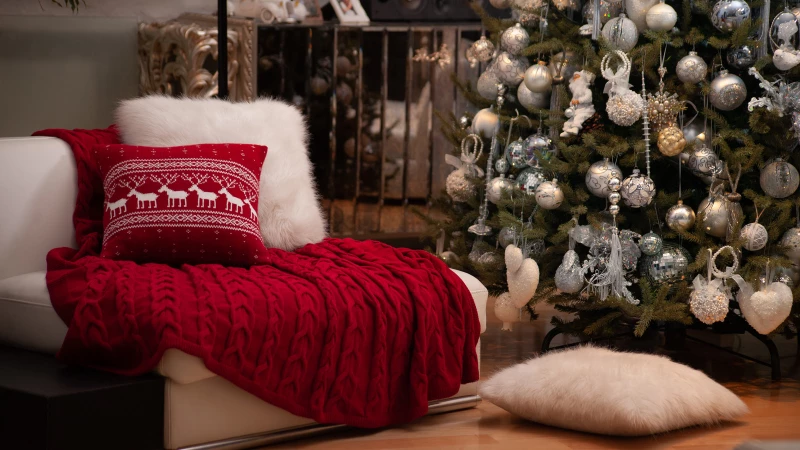 Transform Your Living Room into a Cozy Christmas Haven with One Simple Tip from Jenn Todryk