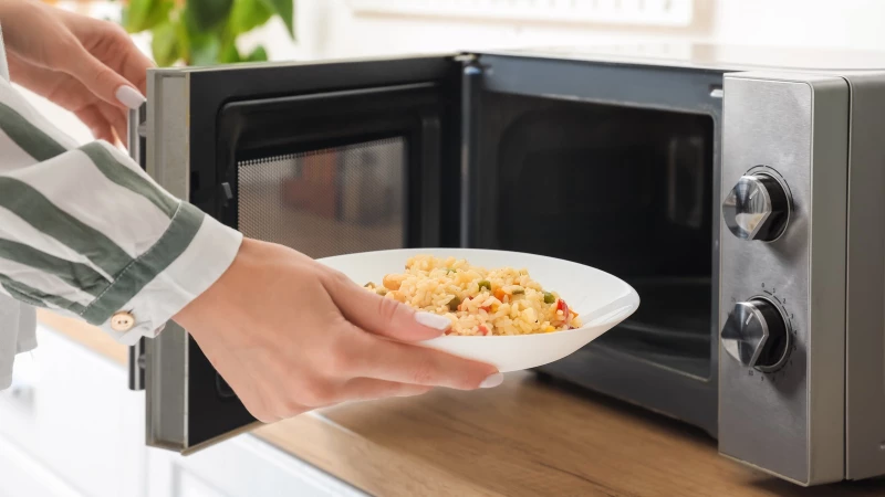 Discover the Unbelievable Reason Everyone is Raving About IKEA's Flawless Microwave