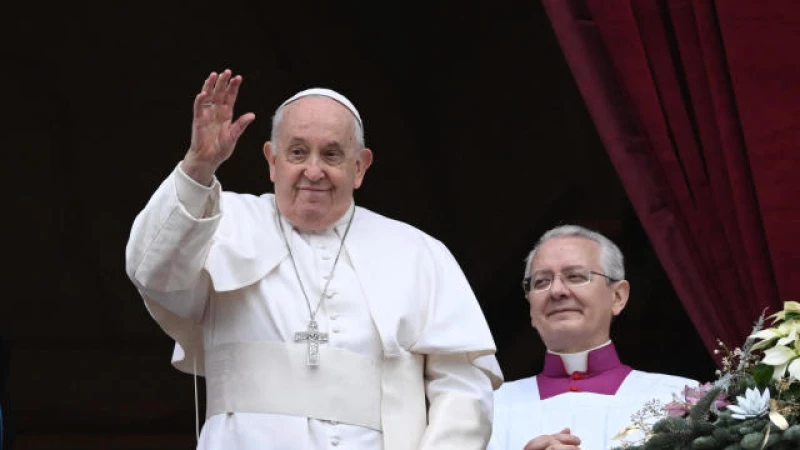 Pope's Christmas Message: Condemning the Weapons Industry, Urging for Global Peace