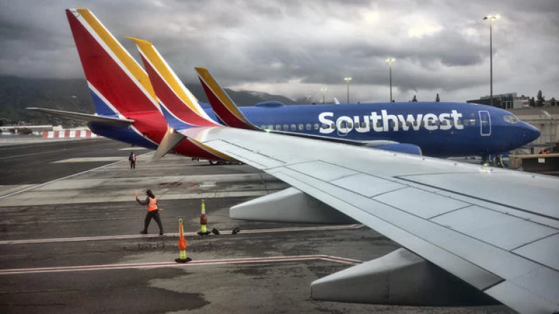 Holiday Travelers Face Disruption as Southwest Cancels Hundreds of Flights