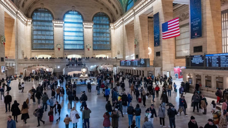 Shocking: Random Christmas Day Attack Leaves Teen Tourists Stabbed at Grand Central Terminal, Sources Reveal