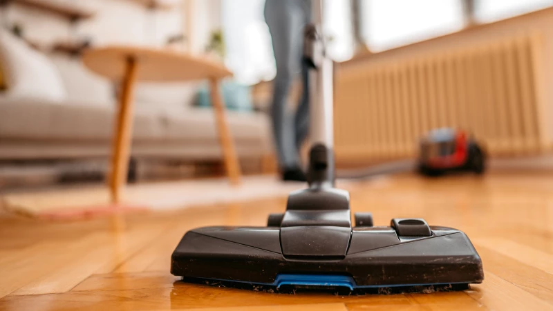 Discover the Best-Rated Vacuums for Spotless Hardwood Floors, as Vouched for by Amazon Reviews