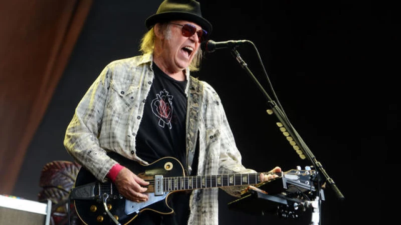 "Neil Young's Epic Comeback: Rejoining Spotify's Lineup after Joe Rogan Controversy"