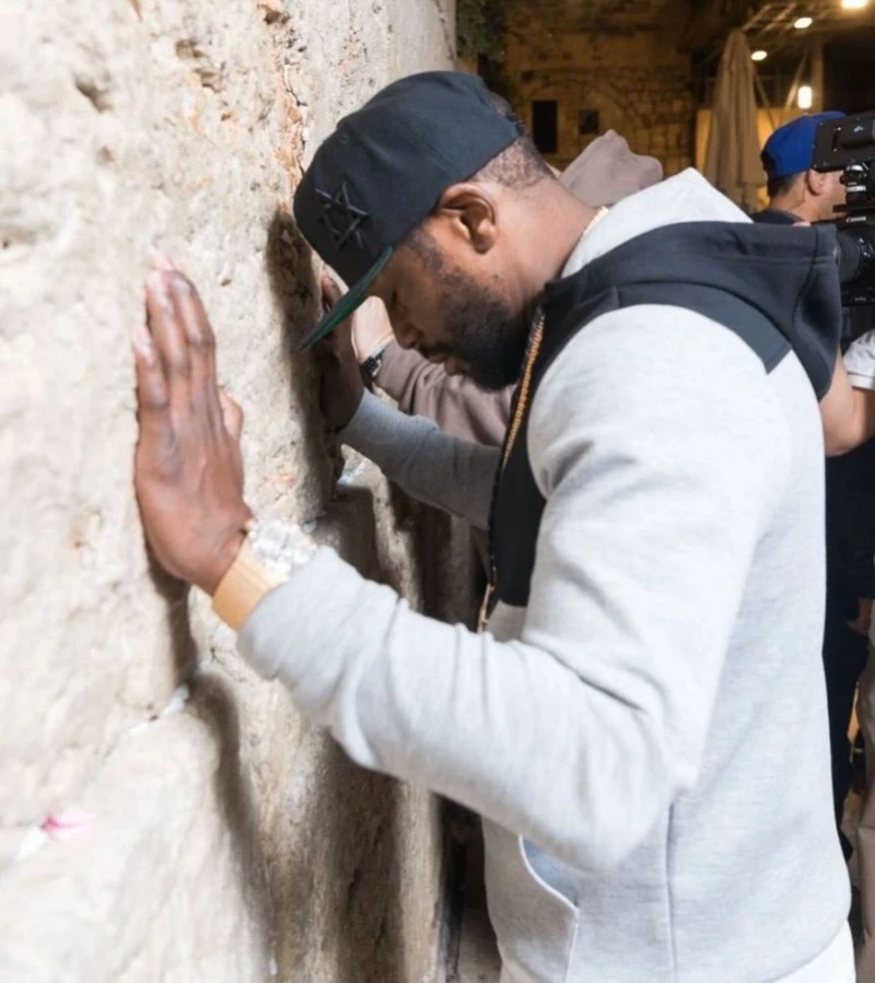 Floyd Mayweather's Spiritual Journey: From Visiting Israel to Praying at the Western Wall