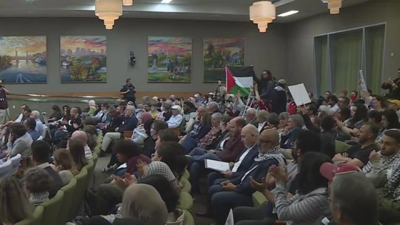 "Tension Soars: Over 12 Arrested During Fiery Sacramento City Council Meeting Over Gaza Resolution"