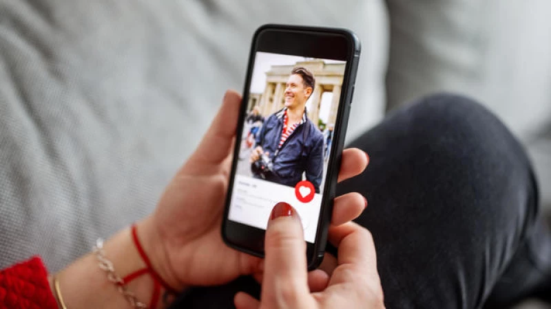 "Unlocking Opportunities: Turning Dating Apps into Career Boosters"