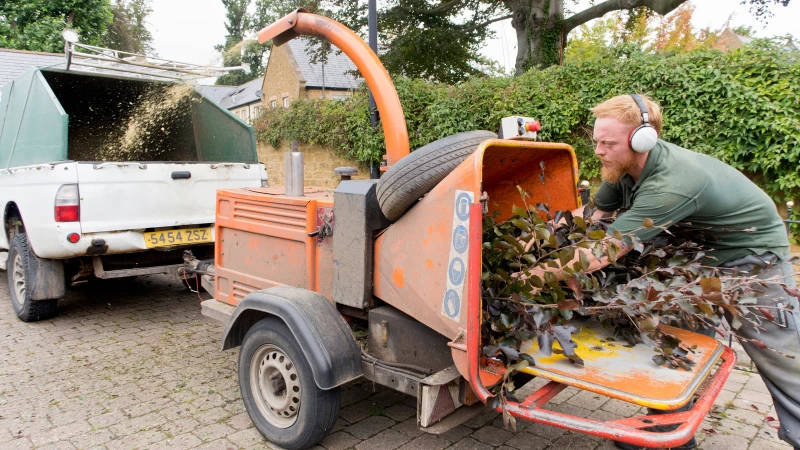 "Discover the Best Option for Yard Projects: Renting or Buying a Wood Chipper?"